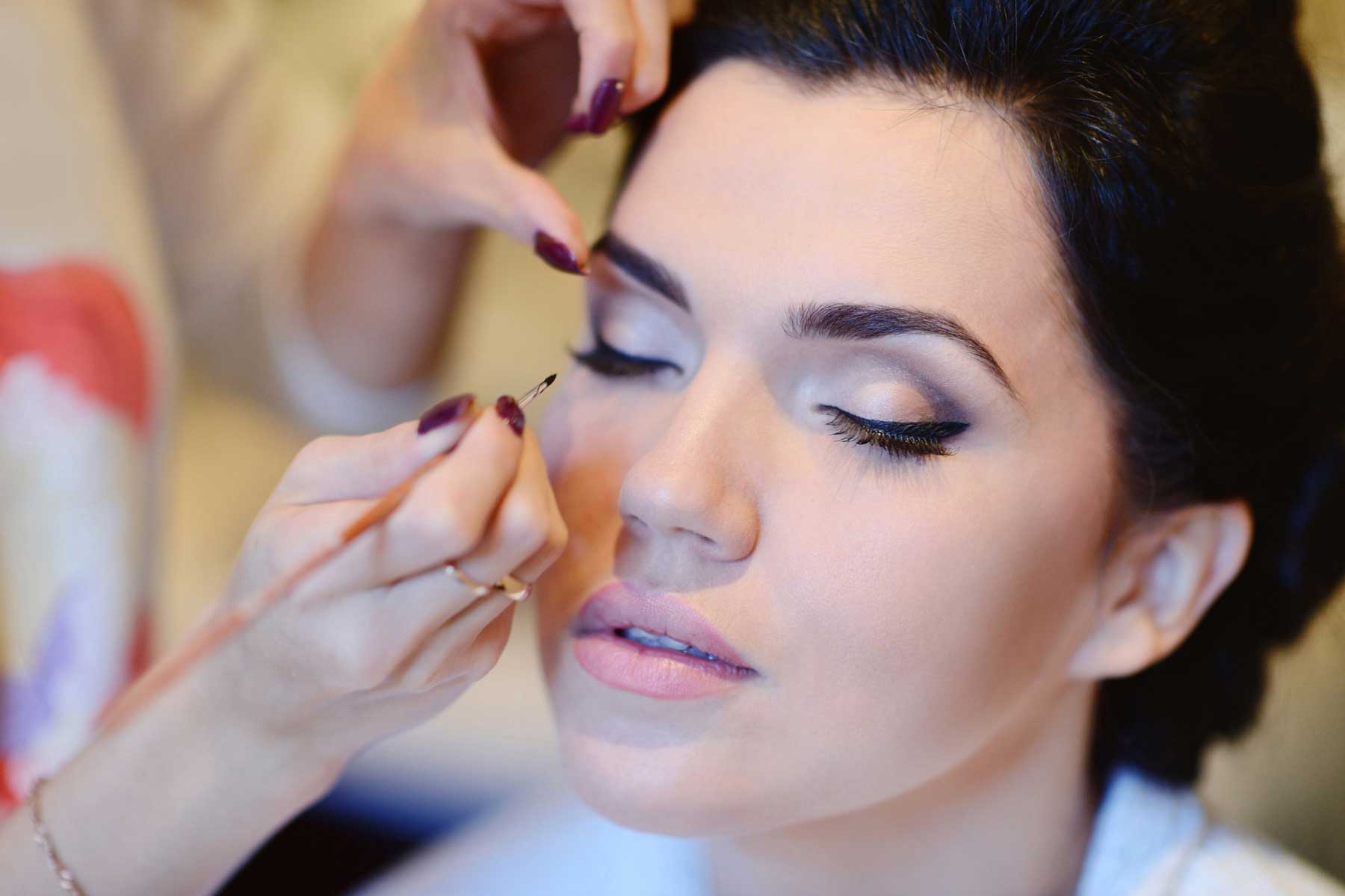 mobile hair and makeup specialists